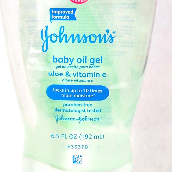 Johnson's Aloe Vitamin E Baby Oil Gel Mild 6.5 oz. Newborn Bath Moisturize NEW - Picture 2 of 5
